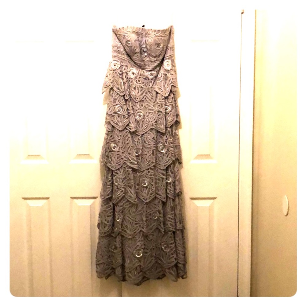 Sue Wong Lace Scalloped Strapless Evening Gown